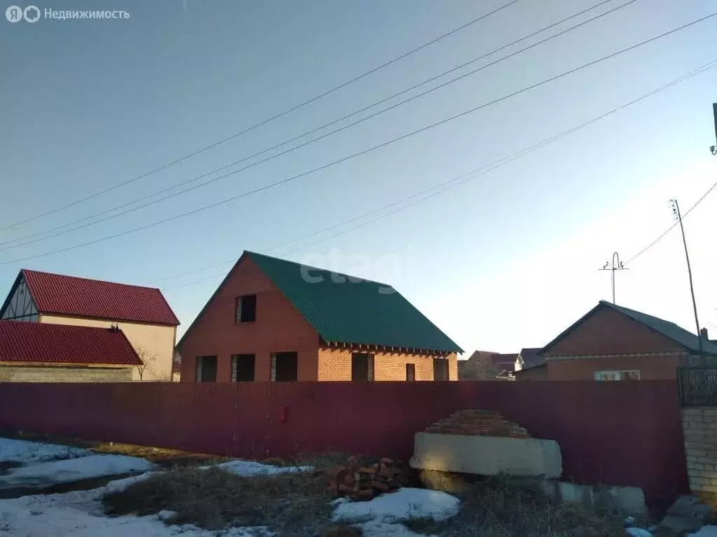Дом в Челябинская область, село Еткуль (100 м) - Фото 1