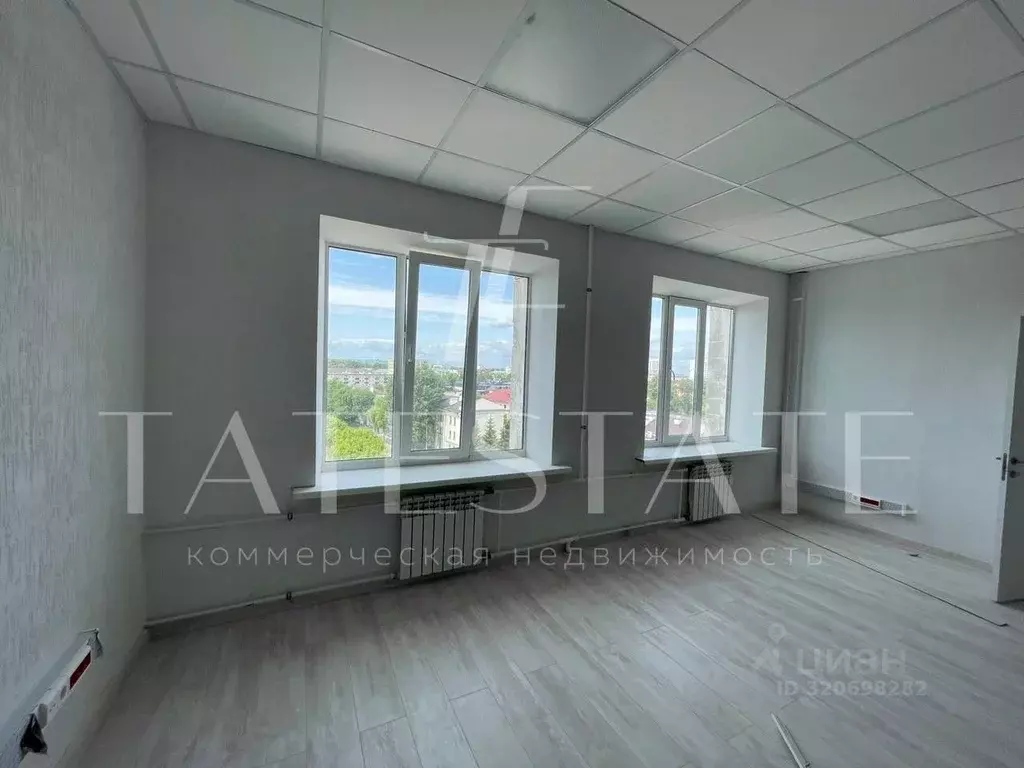Офис в Татарстан, Казань ул. Ахтямова, 1 (310 м) - Фото 0