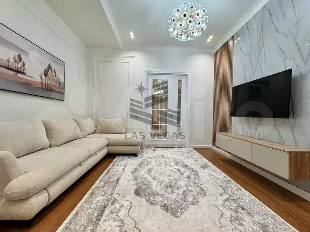4-к. квартира, 135 м, 4/5 эт. - Фото 1