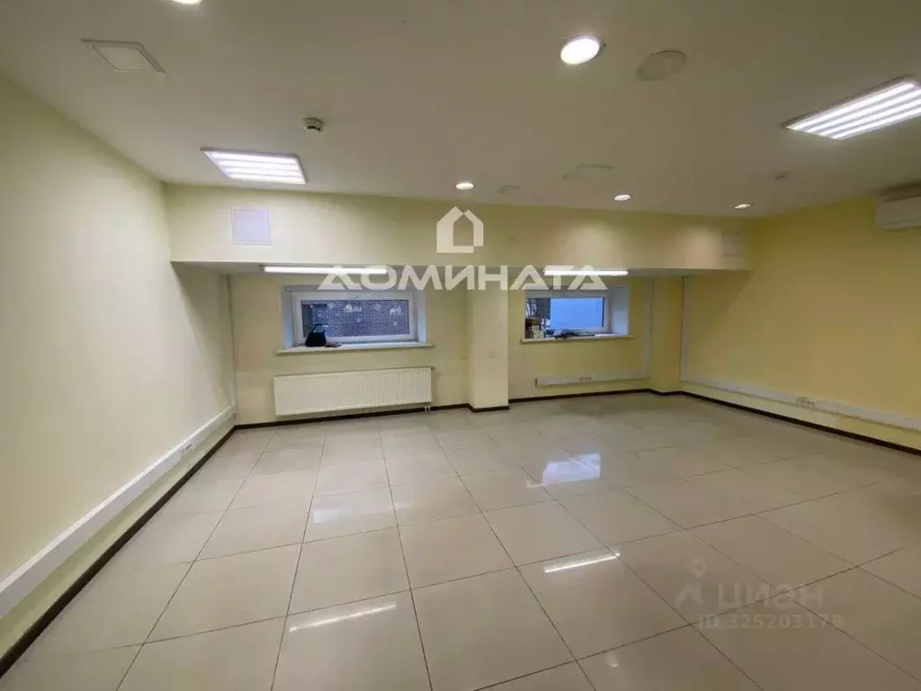 Офис в Ленинградская область, Всеволожск Заводская ул., 6 (25 м) - Фото 1