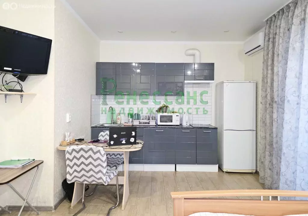 Квартира-студия: Брянск, улица имени А.М. Рекункова, 6 (27.3 м) - Фото 1