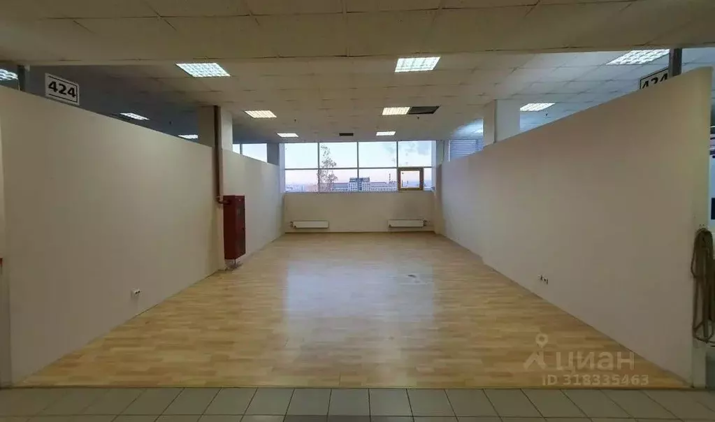 Торговая площадь в Санкт-Петербург Варшавская ул., 3к1 (1135 м) - Фото 0