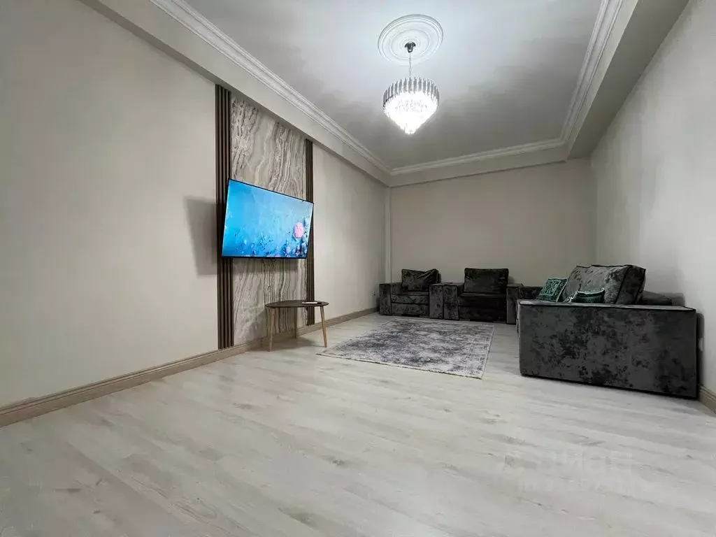 2-к кв. Дагестан, Махачкала ул. Мекегинская, 40 (70.0 м) - Фото 1