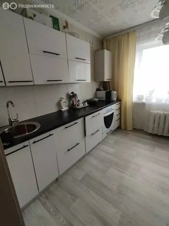 2-комнатная квартира: посёлок городского типа Атамановка, улица ... - Фото 1