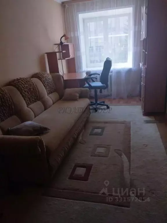 3-к кв. Алтай, Горно-Алтайск ул. Григория Чорос-Гуркина, 32 (70.0 м) - Фото 1
