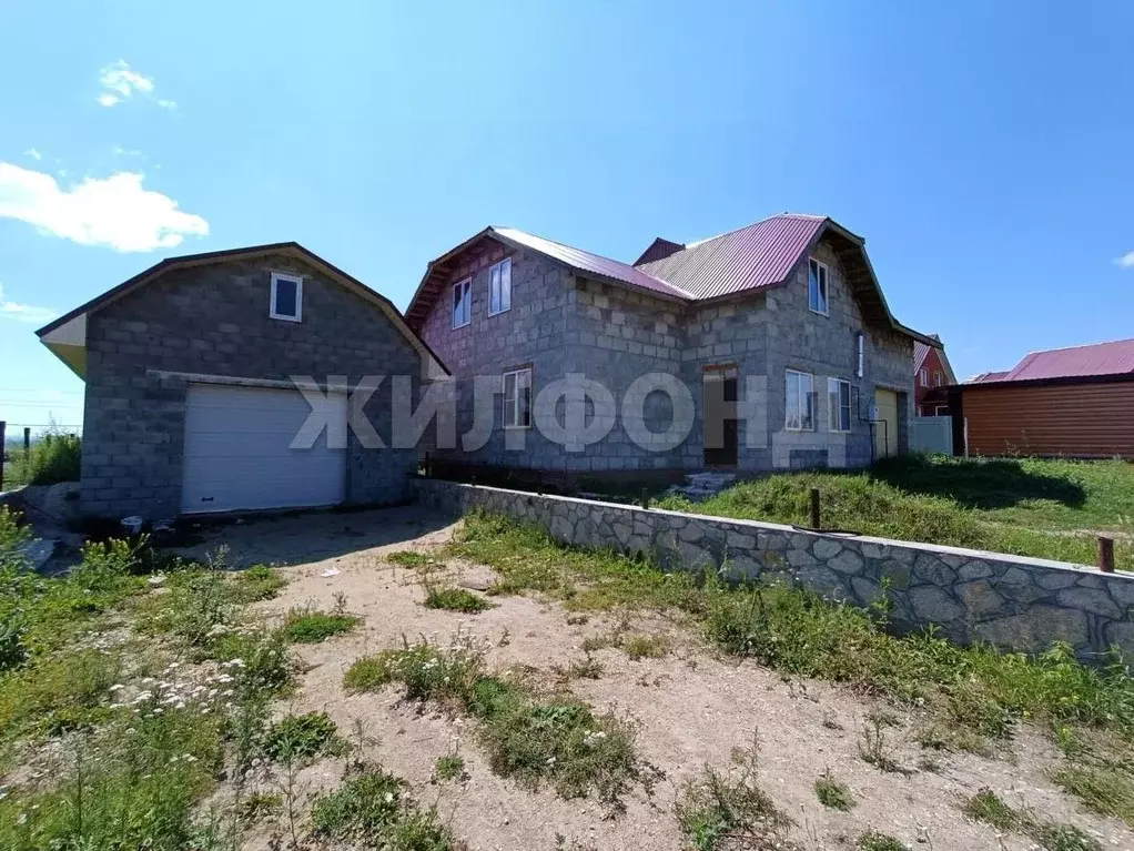 Дом в Новосибирская область, Колывань рп ул. Речная (217 м) - Фото 1