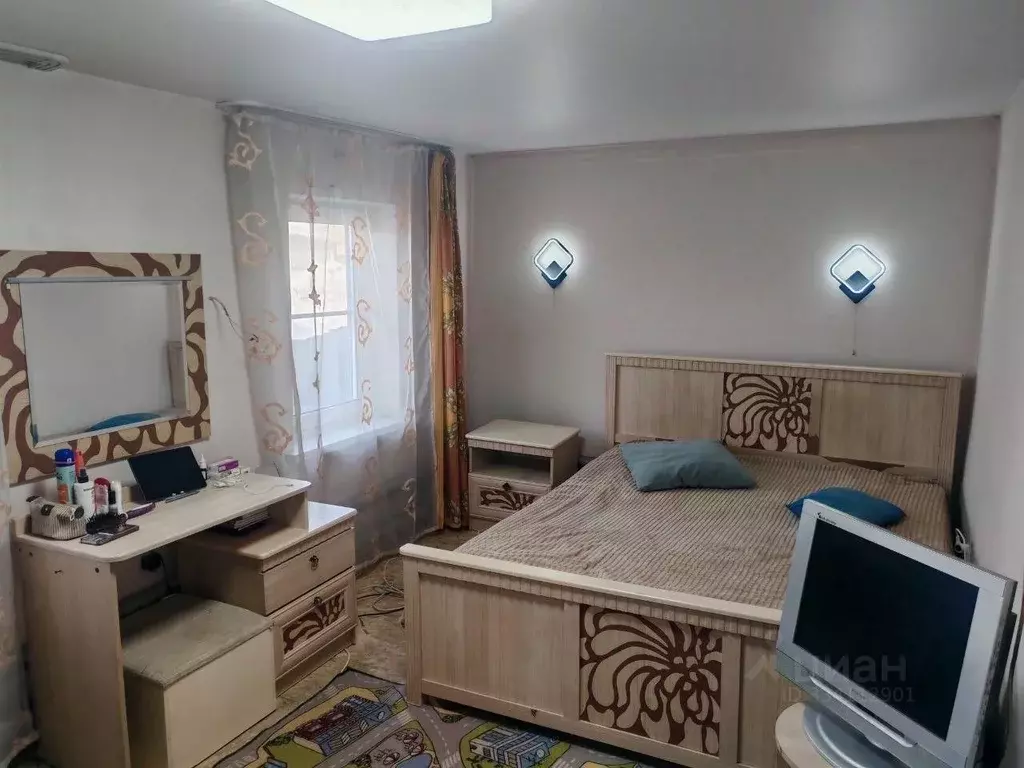Дом в Кемеровская область, Кемерово Медицинская ул. (50 м) - Фото 2