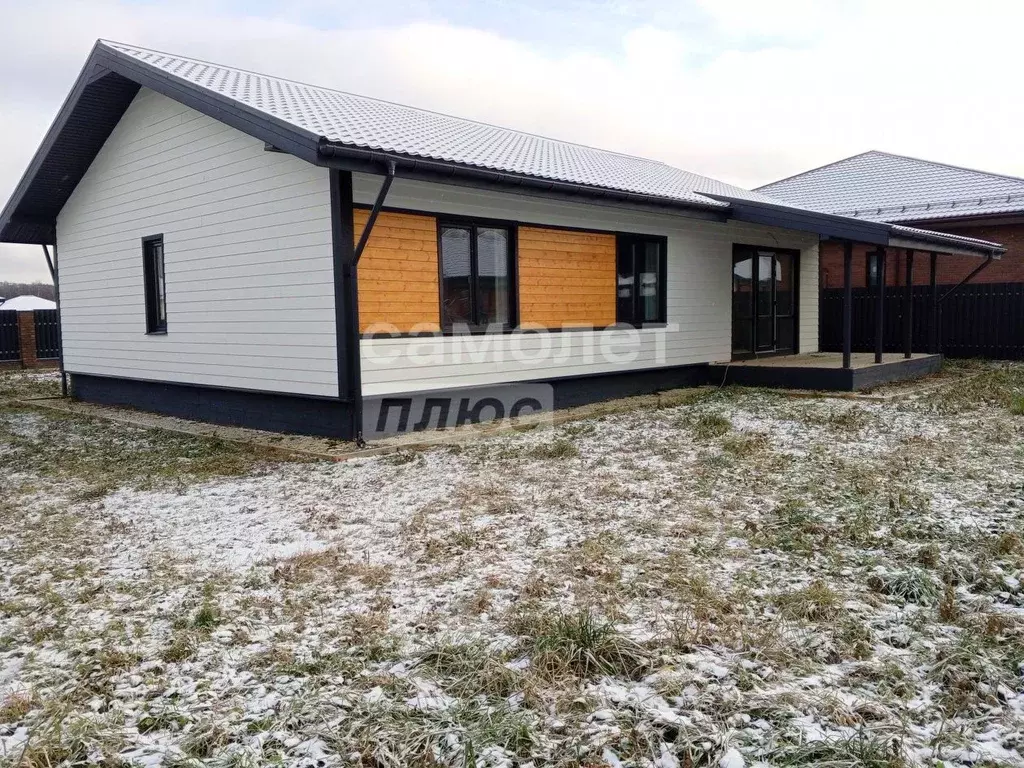 Дом в Калужская область, Боровский муниципальный округ, Совьяки с/пос, ... - Фото 1