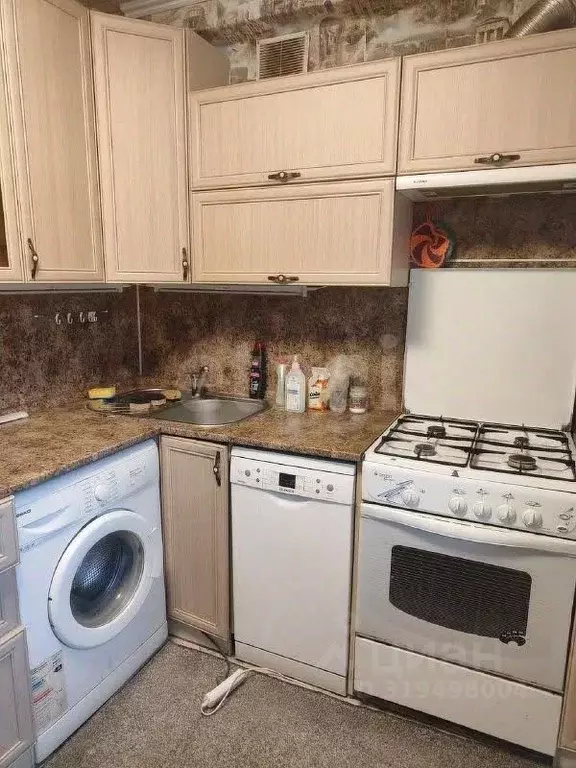 2-к кв. Владимирская область, Ковров Еловая ул., 86к2 (43.0 м) - Фото 0