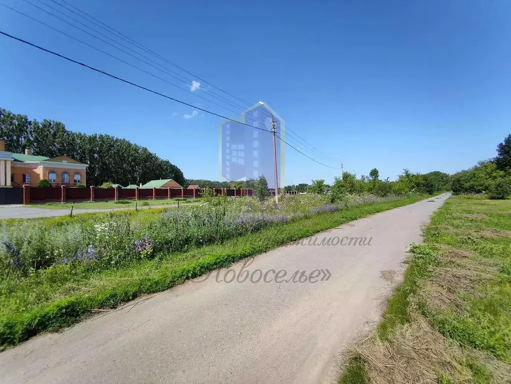Участок в Белгородская область, Старооскольский городской округ, с. ... - Фото 0