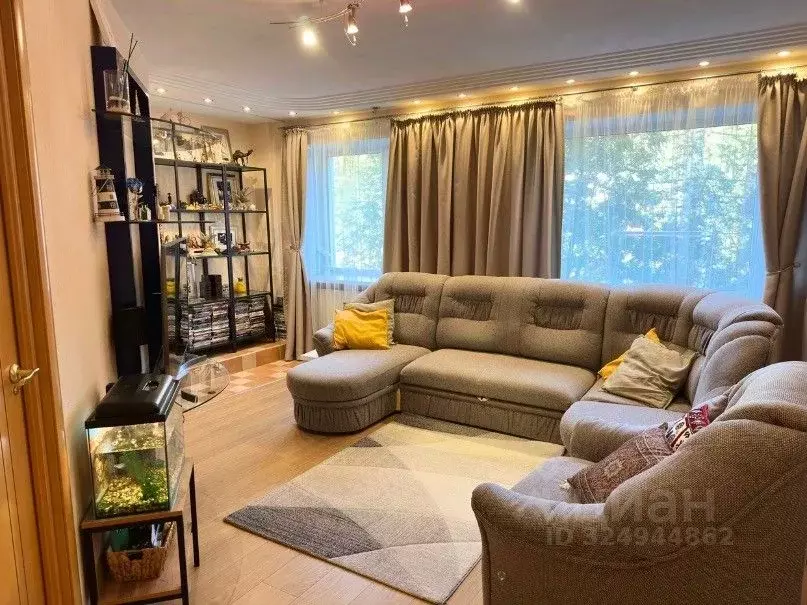 3-к кв. Мурманская область, Мурманск ул. Челюскинцев, 30А (70.0 м) - Фото 1