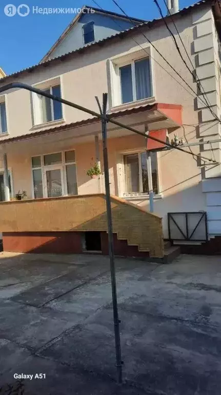 Дом в Саки, Пионерская улица (297.7 м) - Фото 1