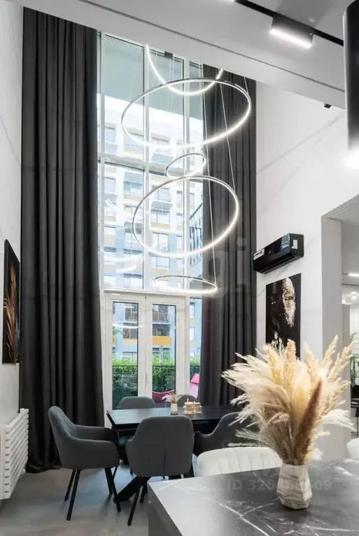 4-к кв. Тюменская область, Тюмень ул. Газовиков, 36 (112.5 м) - Фото 1