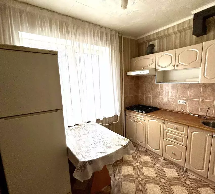 2-к кв. Саратовская область, Энгельс 2-й мкр, 34 (44.9 м) - Фото 1