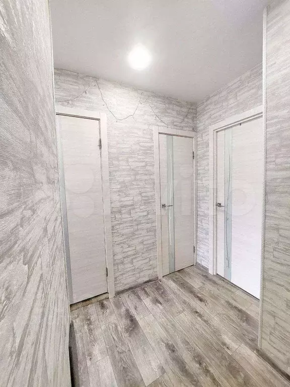 2-к. квартира, 52 м, 2/5 эт. - Фото 0