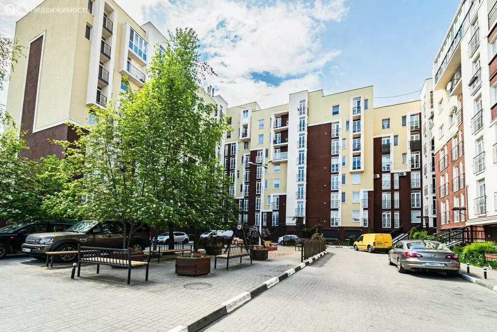 3-комнатная квартира: Калининград, улица Горького, 176Гк1 (81 м) - Фото 2