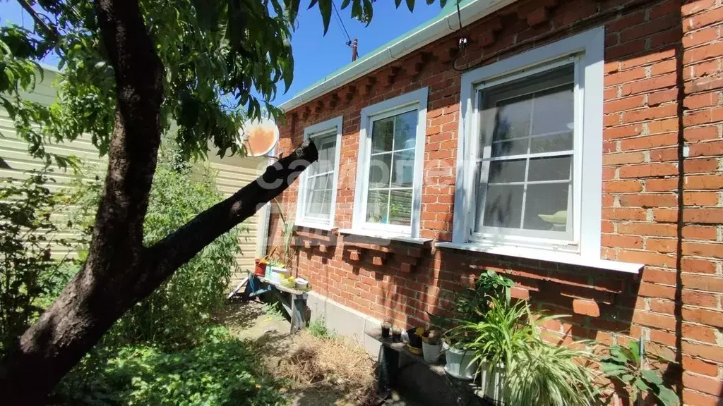 Дом в Краснодарский край, Динская ст-ца ул. Динская (62 м) - Фото 1