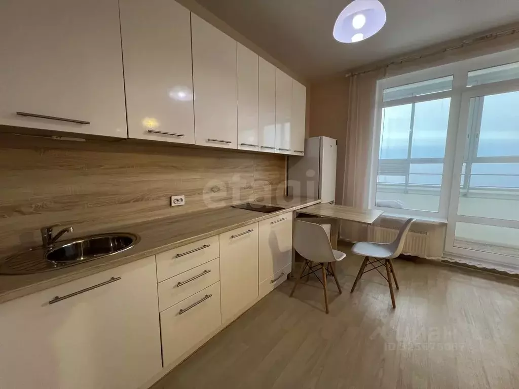 Студия Тюменская область, Тюмень ул. Владимира Бахарева, 3к1 (25.0 м) - Фото 2