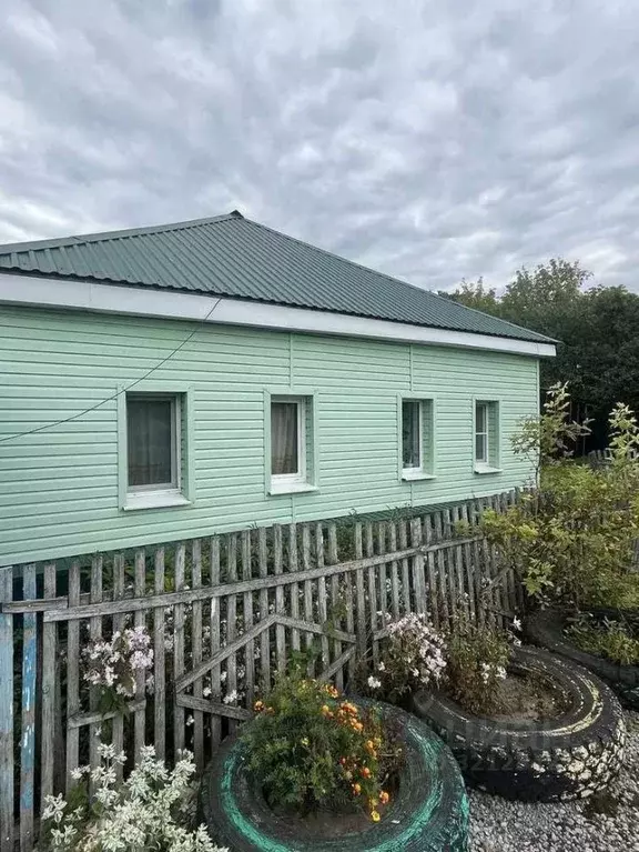 Дом в Белгородская область, Старооскольский городской округ, с. ... - Фото 1