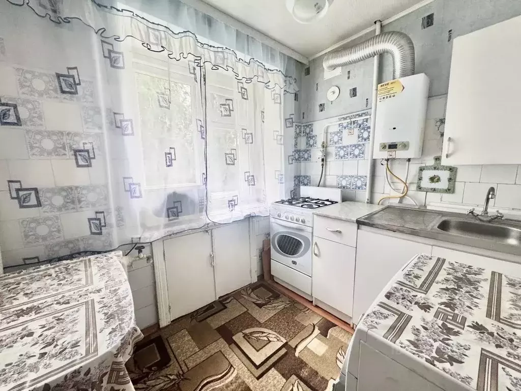 2-к кв. Татарстан, Казань ул. Химиков, 53 (45.7 м) - Фото 1