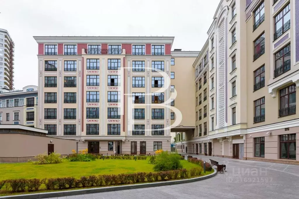 1-к кв. Москва Поварская ул., 8/1к1 (68.5 м) - Фото 0