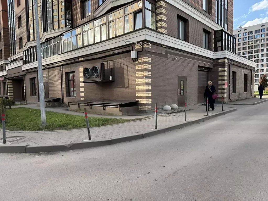 Торговая площадь в Санкт-Петербург ул. Среднерогатская, 20 (288 м) - Фото 2