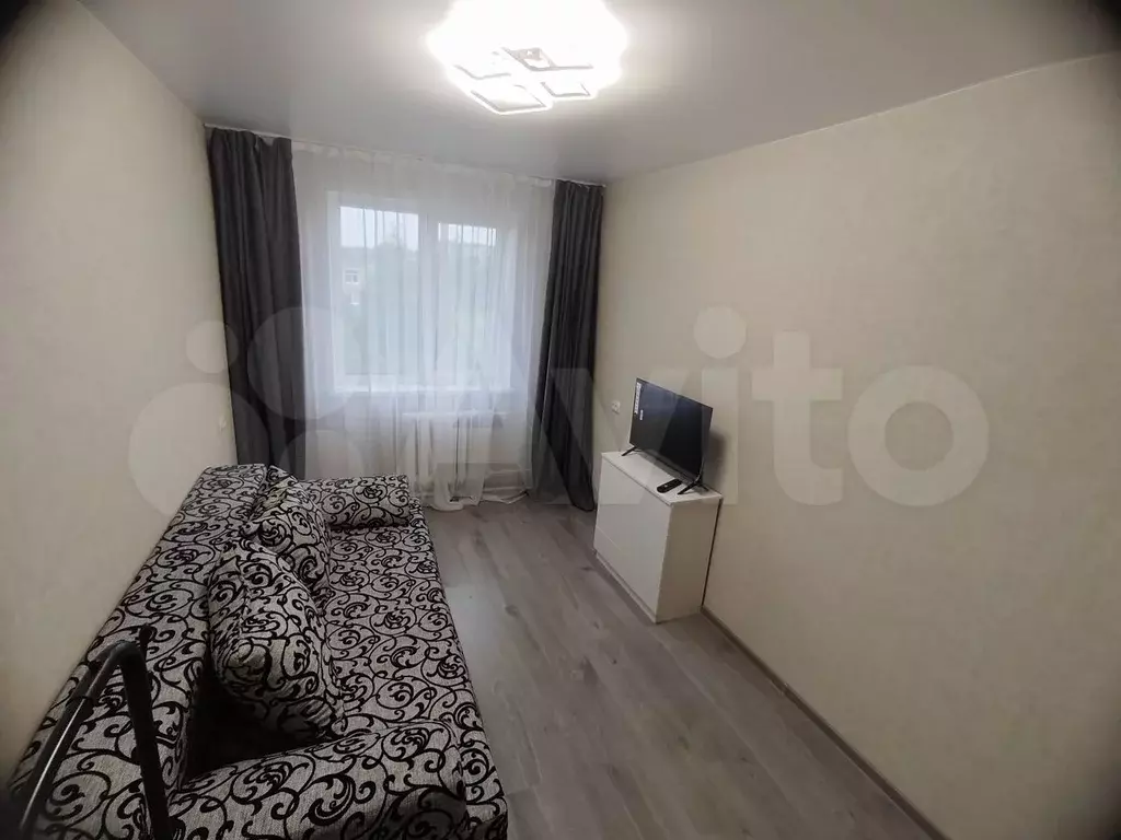 2-к. квартира, 43 м, 5/5 эт. - Фото 1
