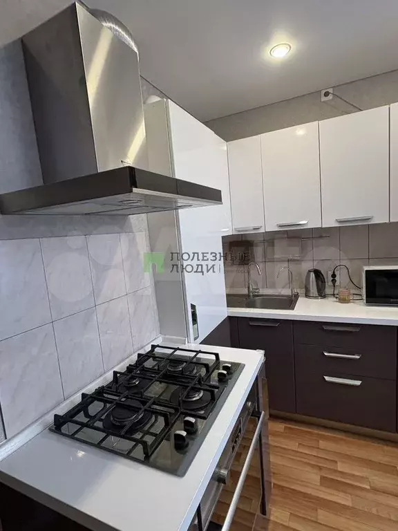 2-к. квартира, 55 м, 5/5 эт. - Фото 1