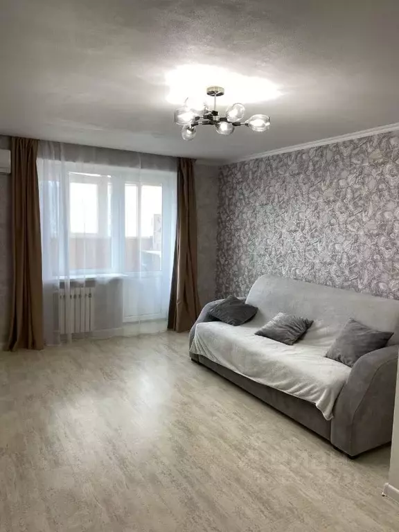 1-к кв. Ростовская область, Аксай ул. Платова, 83Д (43.8 м) - Фото 1