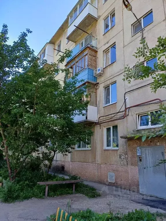3-к кв. Саратовская область, Энгельс просп. Строителей, 27 (60.0 м) - Фото 0
