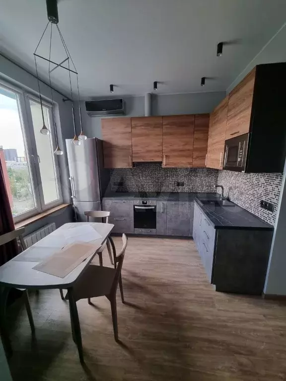 1-к. квартира, 33 м, 8/23 эт. - Фото 0