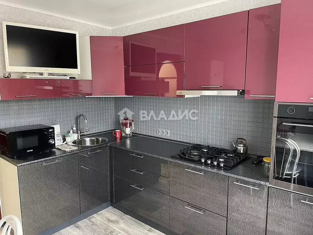 2-к кв. Татарстан, Казань ул. Юлиуса Фучика, 72 (50.5 м) - Фото 0