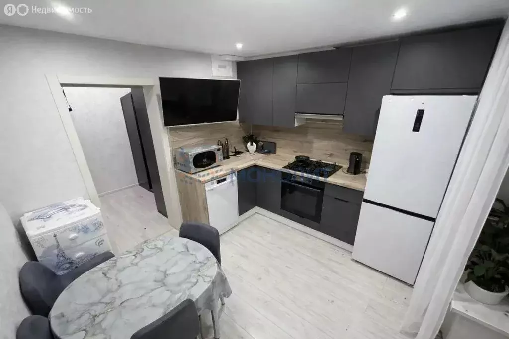 2-комнатная квартира: Чебоксары, улица Гузовского, 36 (52.6 м) - Фото 1