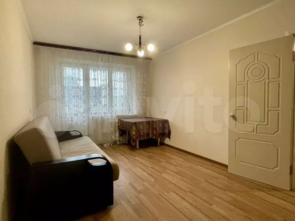 1-к. квартира, 35 м, 4/10 эт. - Фото 1