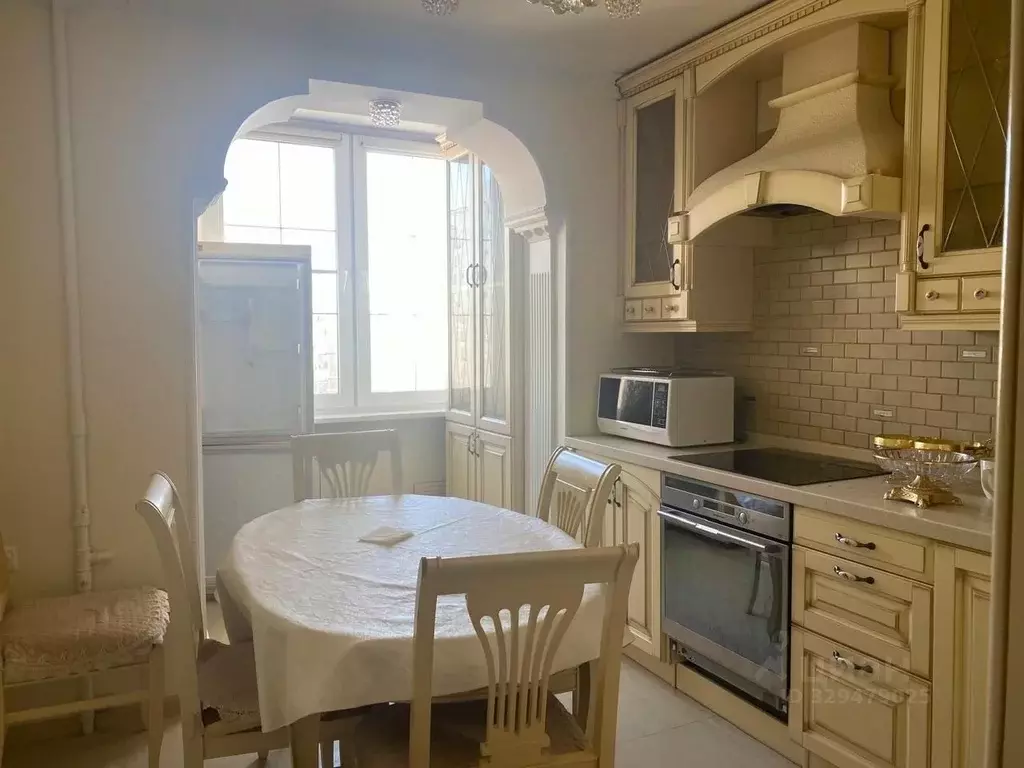 3-к кв. Москва ул. Адмирала Лазарева, 39 (80.1 м) - Фото 1