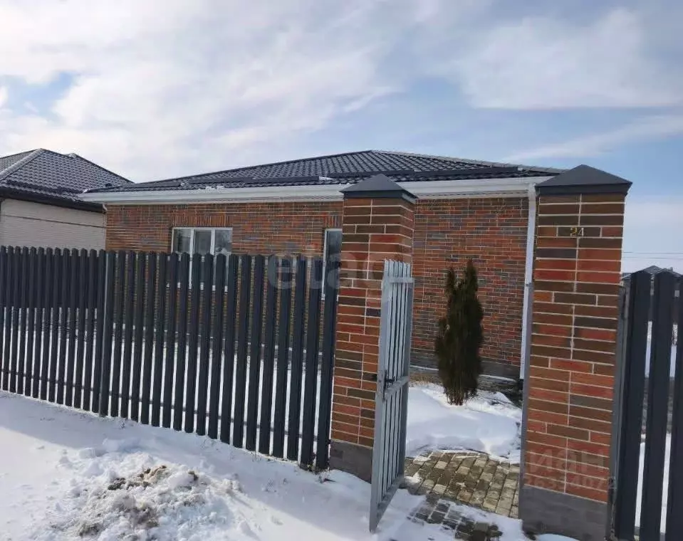 Дом в Ростовская область, Аксайский район, Ольгинское с/пос, Махин ... - Фото 1