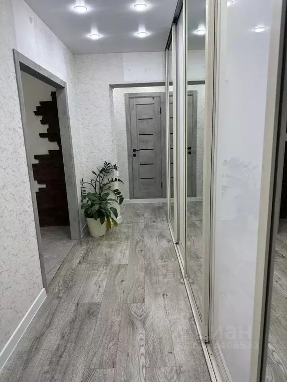 3-к кв. Красноярский край, Красноярск Нанжуль-Солнечный мкр, ул. ... - Фото 0