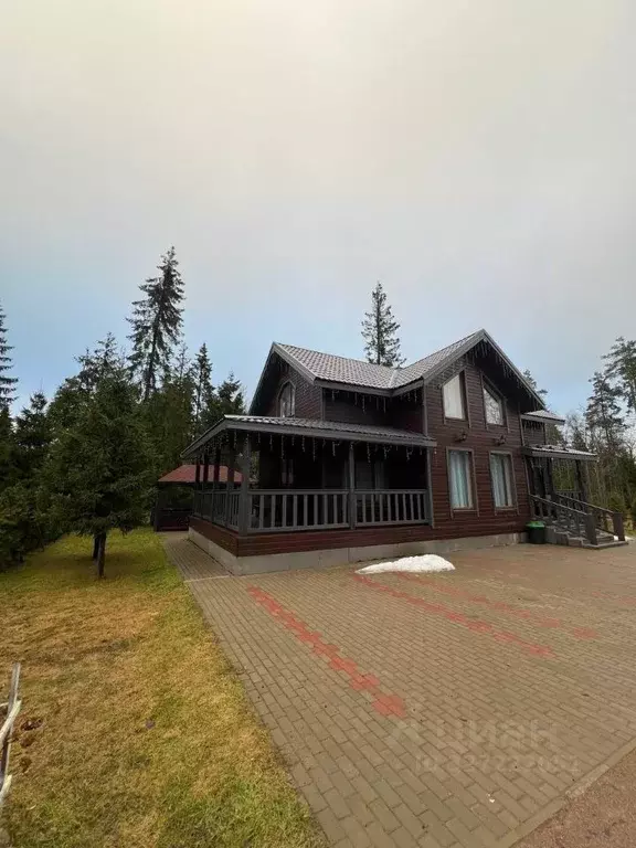 Дом в Ленинградская область, Приозерский район, Сосновское с/пос, д. ... - Фото 1