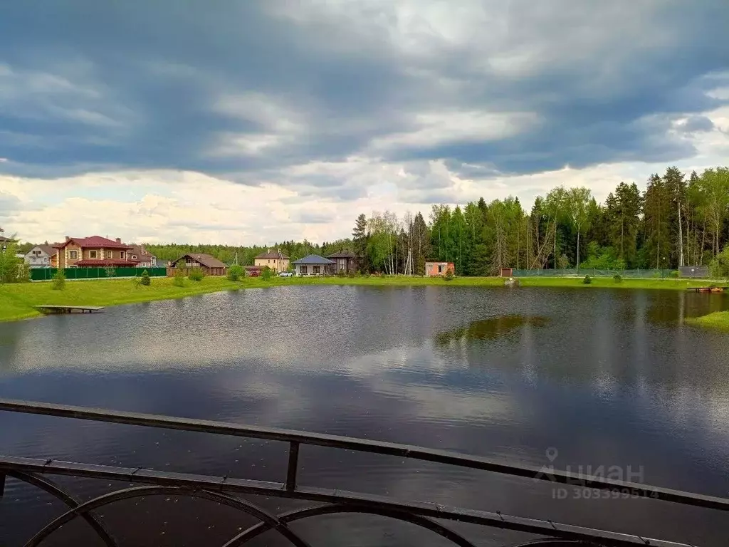 Участок в Московская область, Щелково городской округ, Медвежье Озеро ... - Фото 1