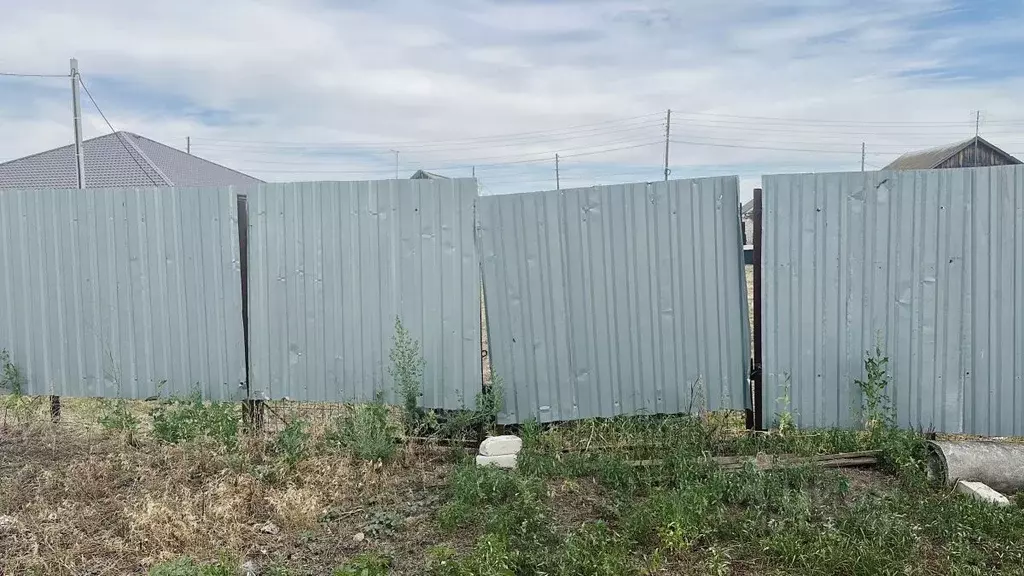 Участок в Волгоградская область, Среднеахтубинский район, Фрунзенское ... - Фото 0