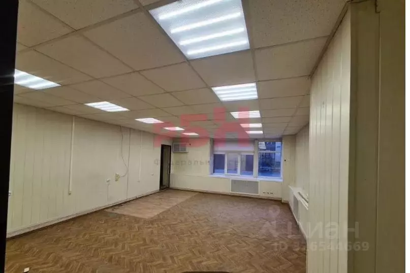 Офис в Тюменская область, Тюмень ул. 30 лет Победы, 103 (40 м) - Фото 1