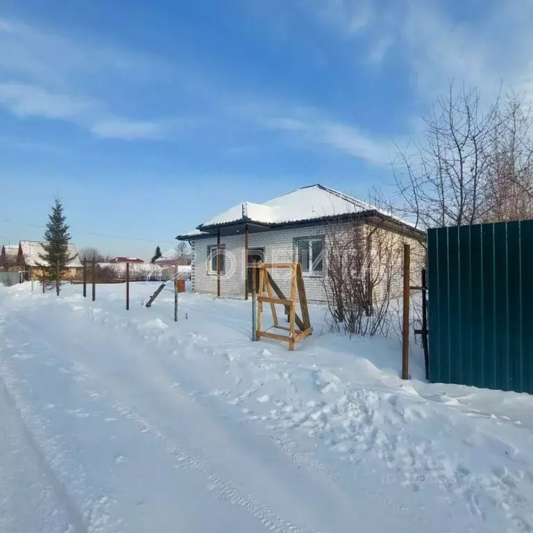 Дом в Тюменская область, Тюмень Якорь садовое товарищество, ул. ... - Фото 1