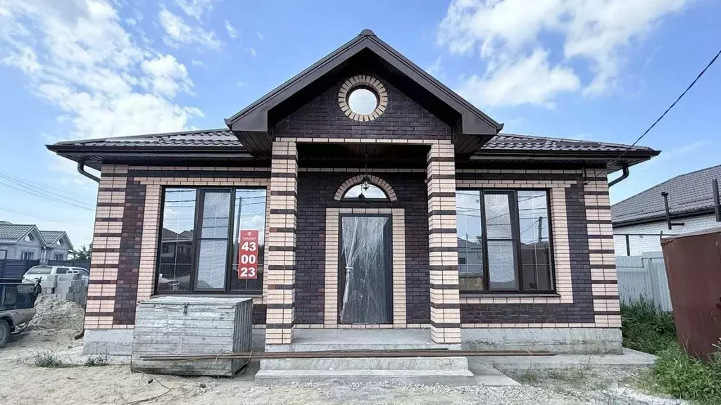 Дом в Ставропольский край, Ставрополь ул. Роз, 9 (125 м) - Фото 1