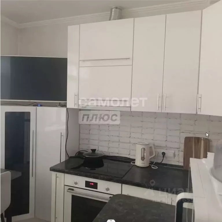 1-к кв. Омская область, Омск Светловская ул., 6 (35.0 м) - Фото 1