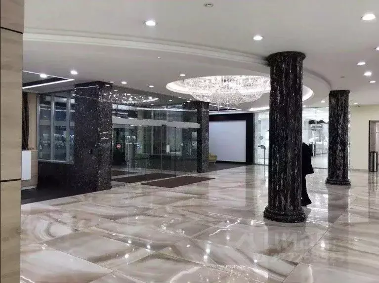 Помещение свободного назначения в Санкт-Петербург пл. Карла Фаберже, 8 ... - Фото 1