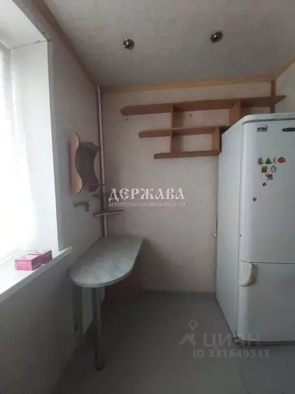 2-к кв. Белгородская область, Старый Оскол Интернациональный мкр, 1 ... - Фото 1