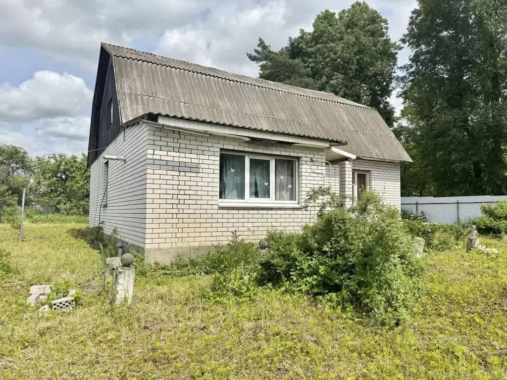 Дом в Смоленская область, Ярцево Сенная ул., 5 (104 м) - Фото 1