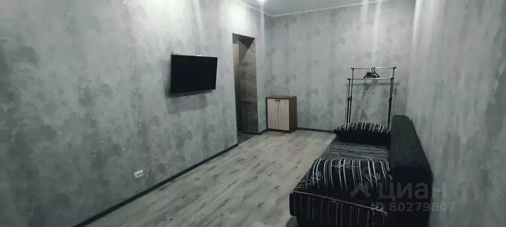 1-к кв. Оренбургская область, Оренбург ул. Озеленителей, 32 (39.0 м) - Фото 0