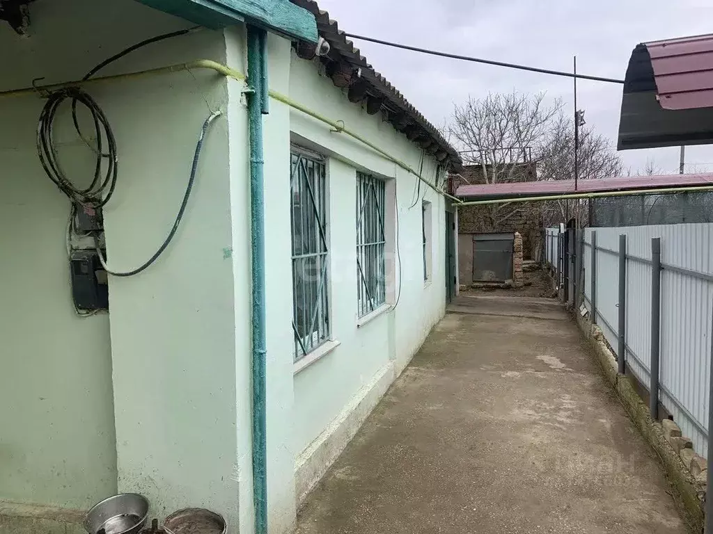 Дом в Крым, Армянск ул. Мира (105 м) - Фото 1