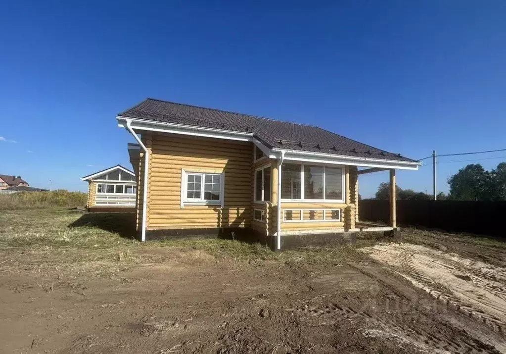 Дом в Брянская область, Брянский район, с. Глинищево  (164 м) - Фото 0